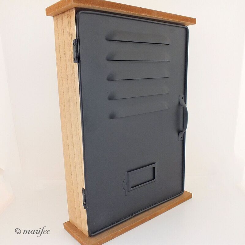 Schlüsselkasten Holz mit Metalltür 278 x 200 x 65 mm Schlüsselkasten Holz mit Metalltür 278 x 200 x 65 mm