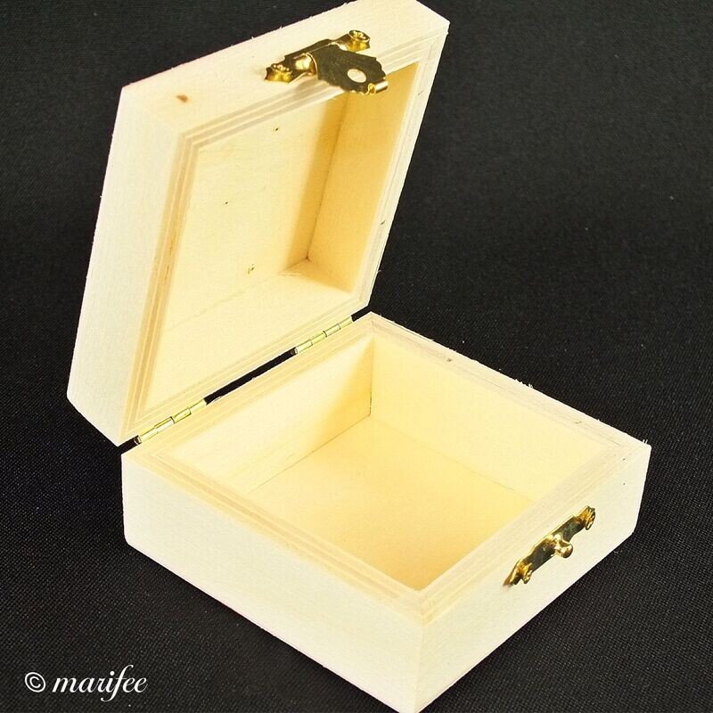 Holzkästchen, Geschenkbox, 74 x 74 x 39 mm Holzkästchen, Geschenkbox, 74 x 74 x 39 mm