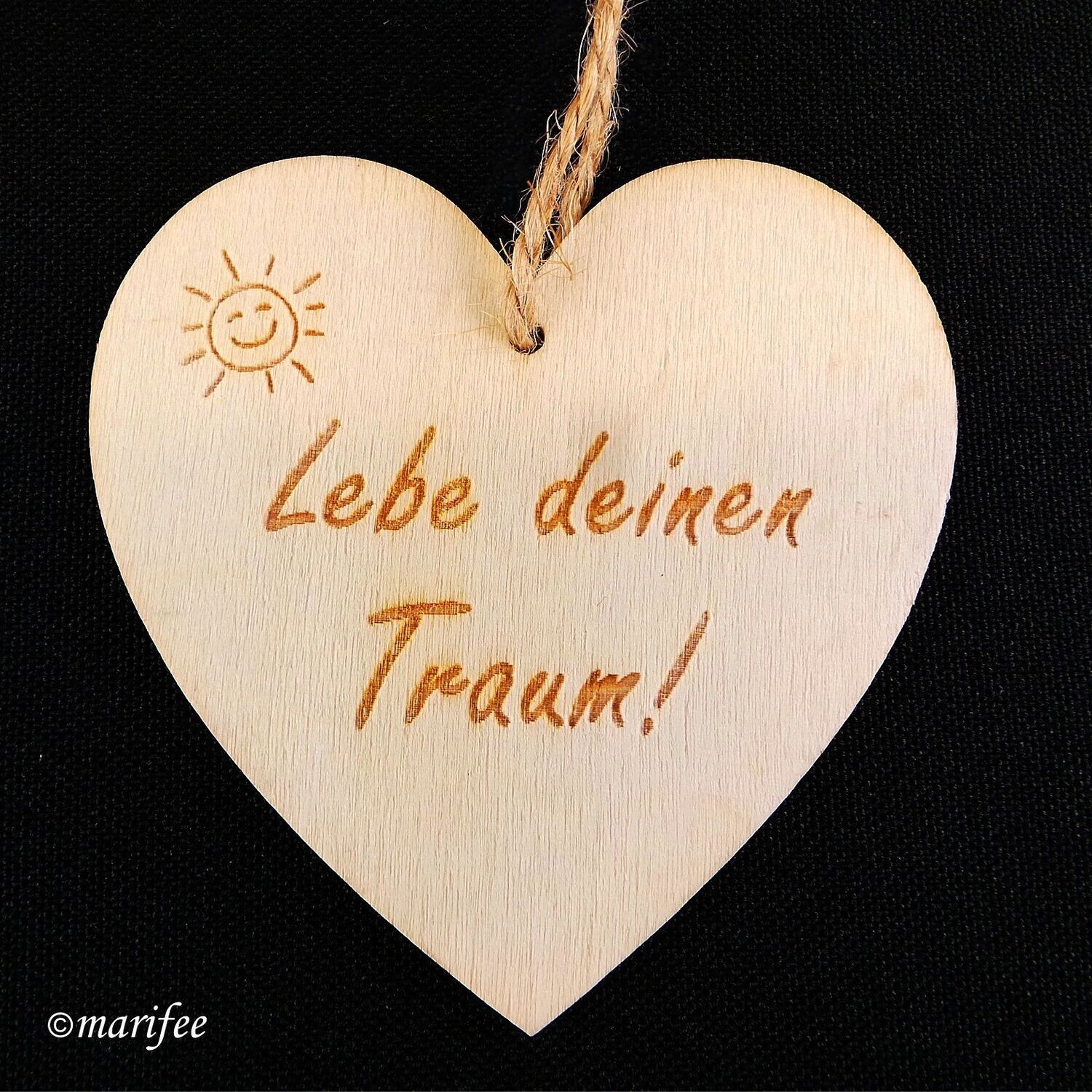 Holzdeko-Anhänger-Herz, „Lebe deinen Traum“
