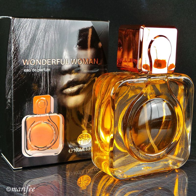 Damen-Parfum Wonderful Woman, 100 ml Eau de Parfum Damen-Parfum Wonderful Woman, 100 ml Eau de Parfum