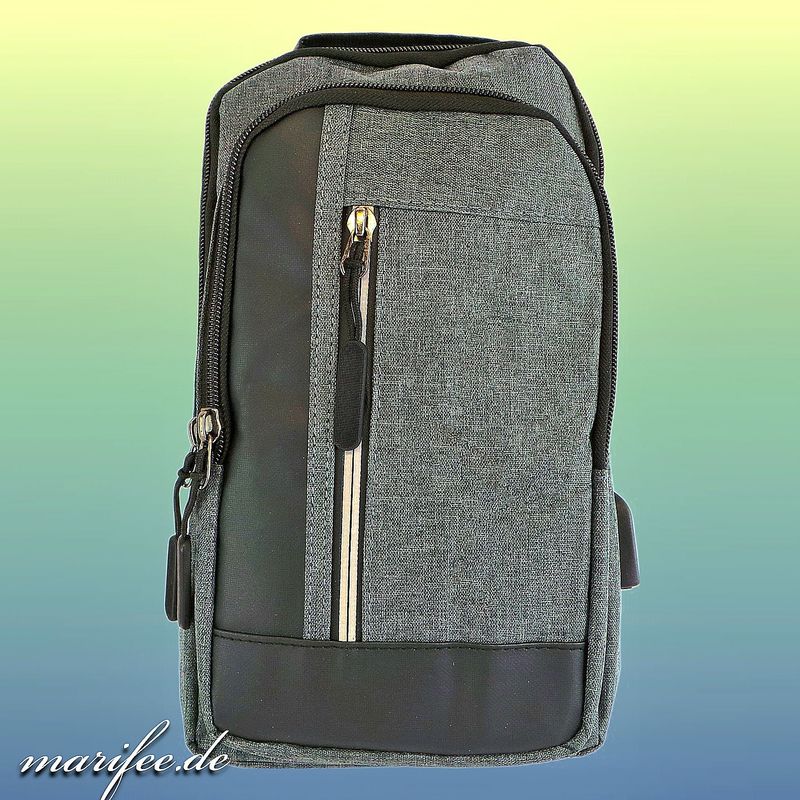 Umhängetasche/ Lässige Schultertasche mit USB Umhängetasche/ Lässige Schultertasche mit USB