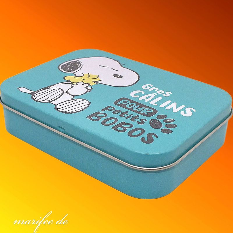 Pflaster-Box Snoopy Peanuts, 24-teilig, Metalldose Pflaster-Box Snoopy Peanuts, 24-teilig, Metalldose