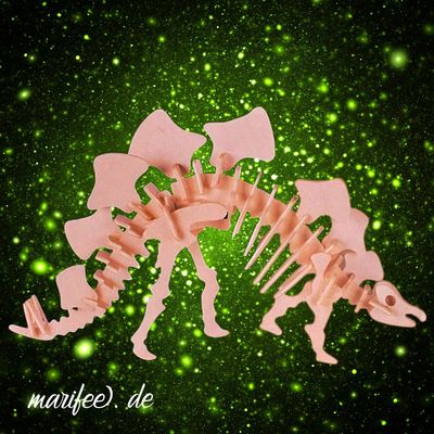 3D-Holz-Steckpuzzle Dinosaurier Stegosaurus, 12 x 30 cm 3D-Holz-Steckpuzzle Dinosaurier Stegosaurus, 12 x 30 cm