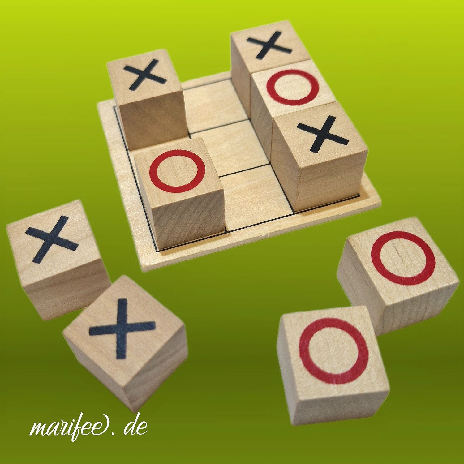 Tic Tac Toe-Spiel Naturholz, 77 × 77 × 31 mm, drei gewinnt