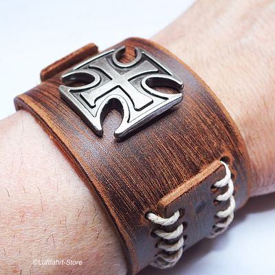 Breites Leder-Armband, Eisernes Kreuz, Biker, Vintage, Braun
