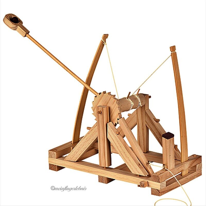Leonardo da Vinci Katapult, Holzbausatz ca. 42 x 42 cm Leonardo da Vinci Katapult, Holzbausatz ca. 42 x 42 cm