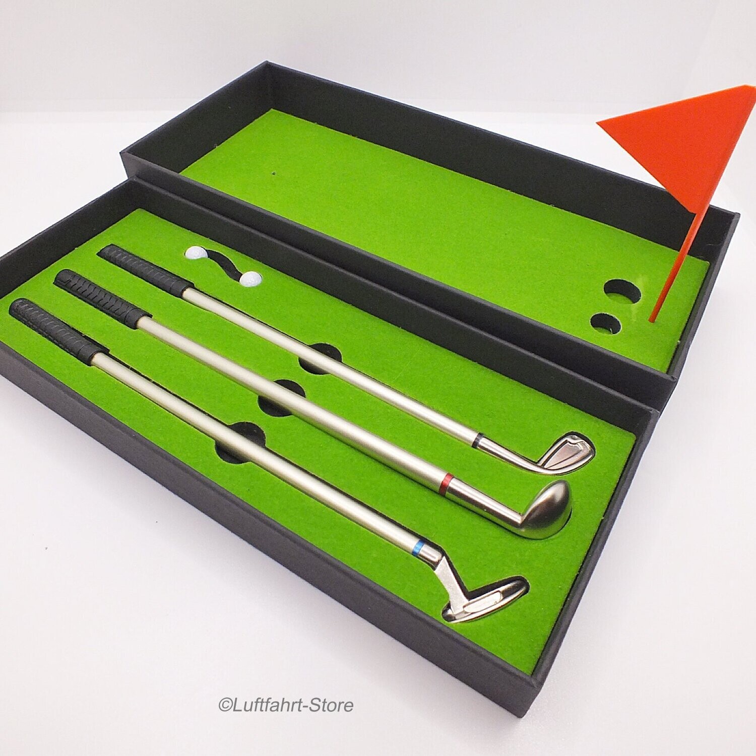 Golf-Spielfeld für den Schreibtisch mit 3 Kugelschreiber Golf-Spielfeld für den Schreibtisch mit 3 Kugelschreiber