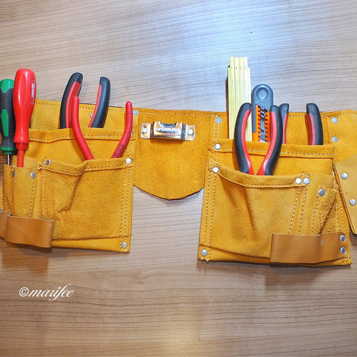 Leder-Montagegürtel, Werkzeuggürtel, 10 Fächer Leder-Montagegürtel, Werkzeuggürtel, 10 Fächer