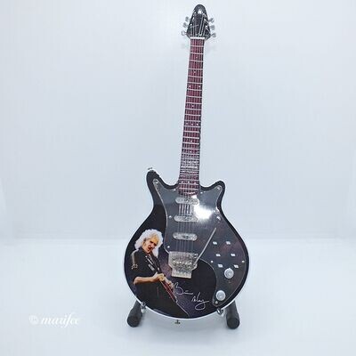 Miniatur-E-Gitarre, mit Brian May Abbildung, Handarbeit Miniatur-E-Gitarre, mit Brian May Abbildung, Handarbeit