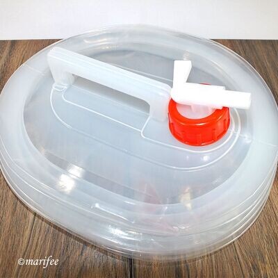 Faltbarer Wasserkanister 5 Liter mit Wasserhahn Faltbarer Wasserkanister 5 Liter mit Wasserhahn