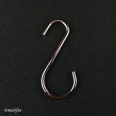 S-Haken 1 Stück 62 × 19/27 × 2,5 mm, silberfarben S-Haken 1 Stück 62 × 19/27 × 2,5 mm, silberfarben