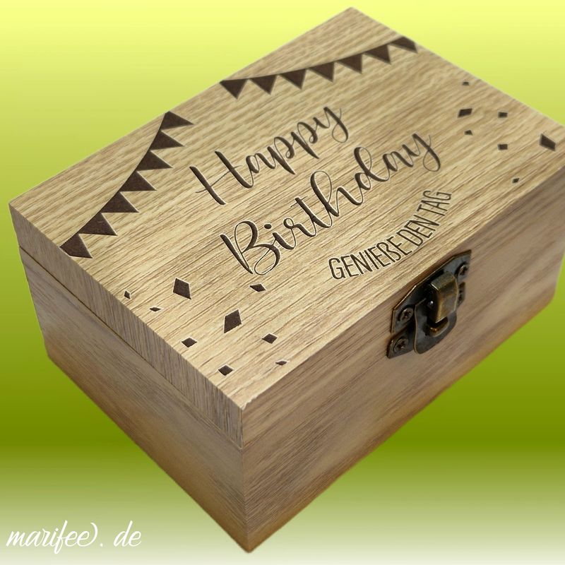 Holz-Musiktruhe zum Geburtstag, Happy Birthday, Spieluhr