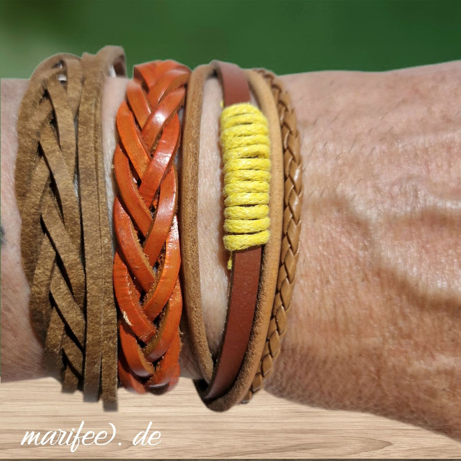 Lederarmband-Set, 3 Stück mehrsträngige Armbänder Lederarmband-Set, 3 Stück mehrsträngige Armbänder