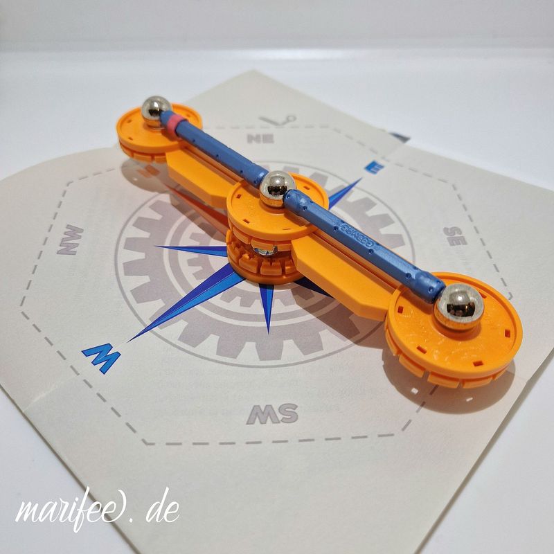 Geomag Kompass-Baukasten, 21-teilig, magnetisches Konstruktionsset Geomag Kompass-Baukasten, 21-teilig, magnetisches Konstruktionsset