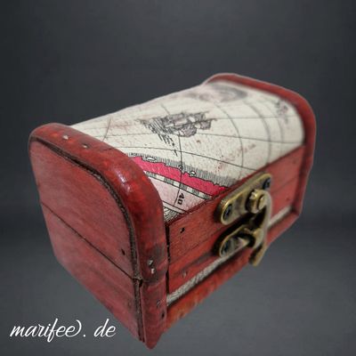 Holz-Truhe, Schatzkiste, Prägemotiv Seekarte, Holz/ Metall Holz-Truhe, Schatzkiste, Prägemotiv Seekarte, Holz/ Metall