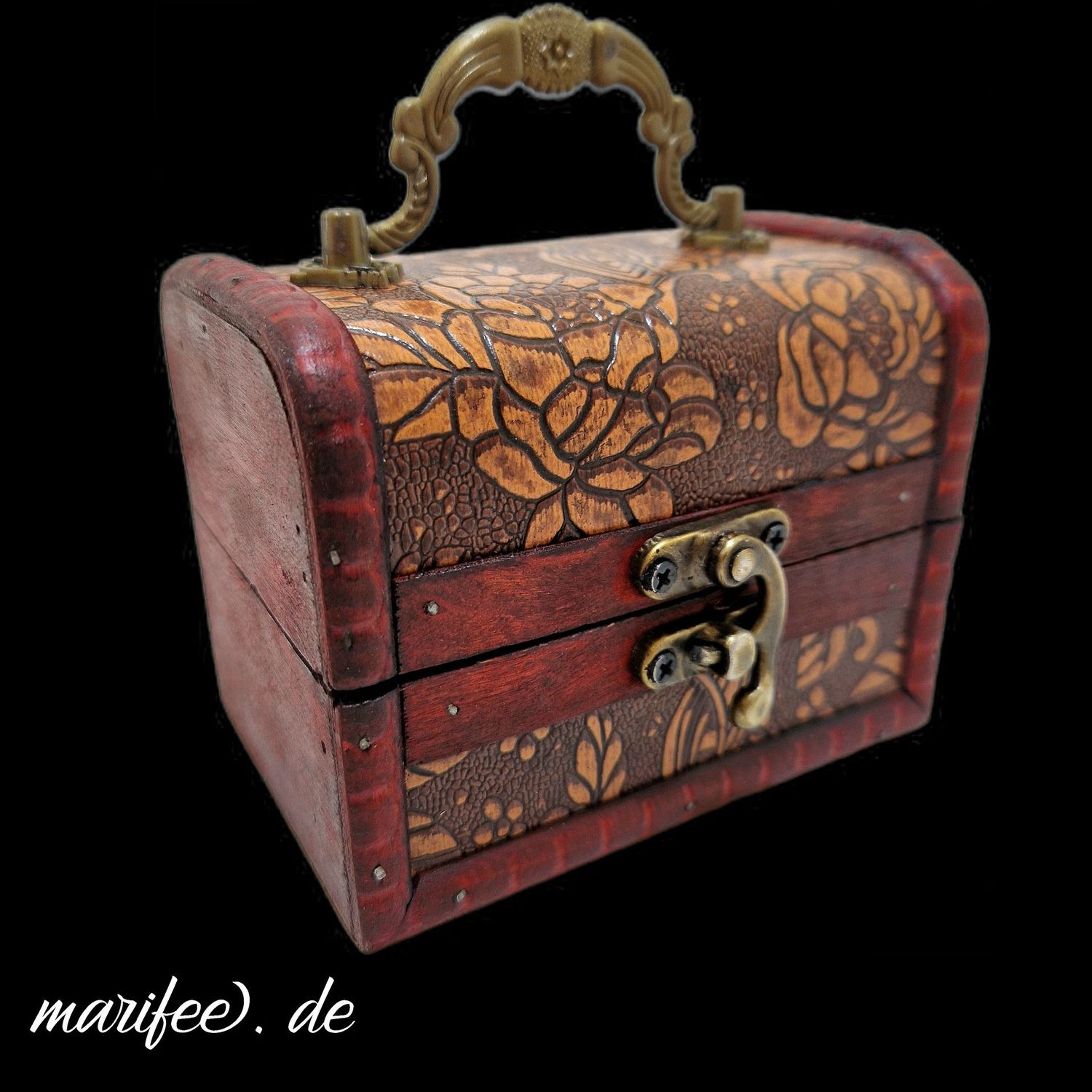 Holz-Truhe, Schatzkiste, Florales Prägemotiv, Kolonial Holz-Truhe, Schatzkiste, Florales Prägemotiv, Kolonial