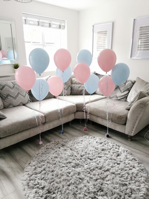 Pink &amp; Blue Latex Balloon Clusters