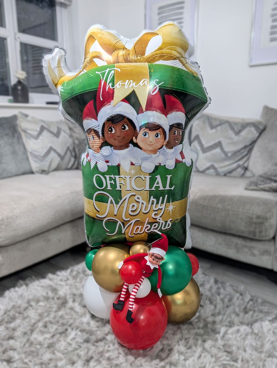 Elf Arrival Balloon Stack