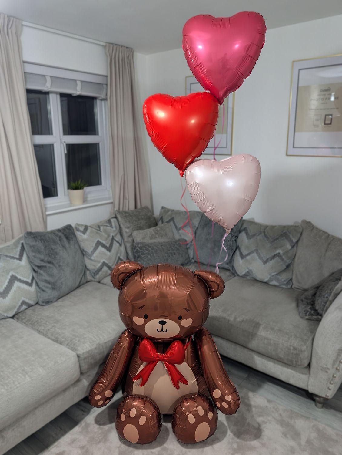 Valentine’s Teddy Bear Balloon Display