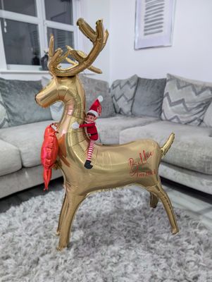 Elf Arrival Reindeer Balloon