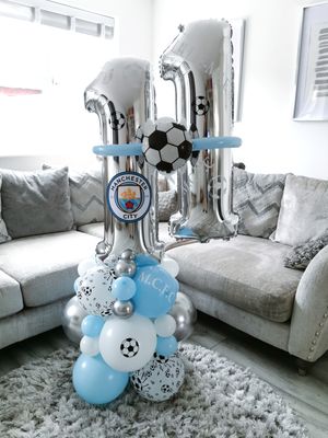 Manchester City Balloon Stack with Personalised Silver Number