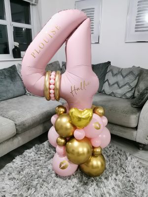 P Louise Balloon Stack with Personalised Pink Number