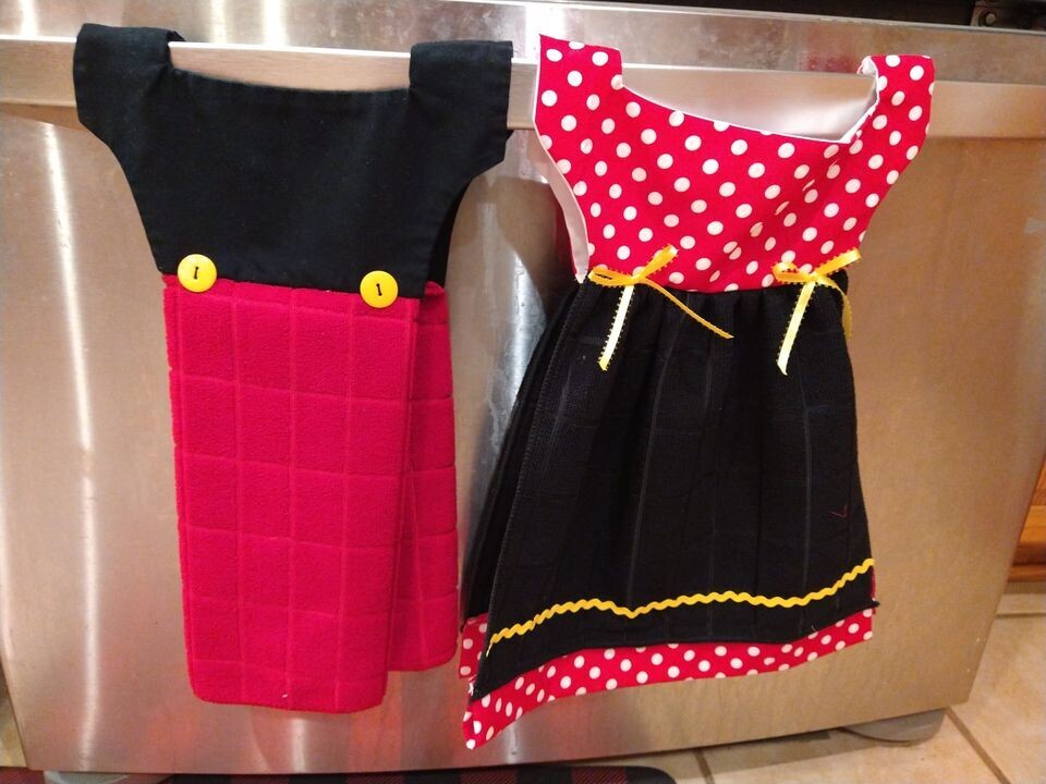Pink Nana&#39;s Handmade Mickey and Minnie Over the Oven