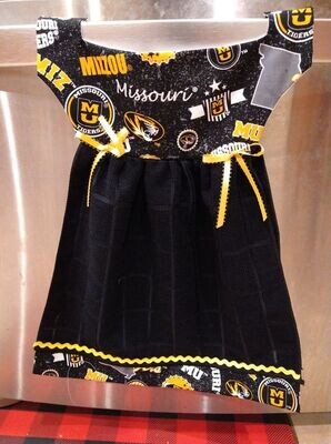 Pink Nana&#39;s Handmade Mizzou Over the Oven