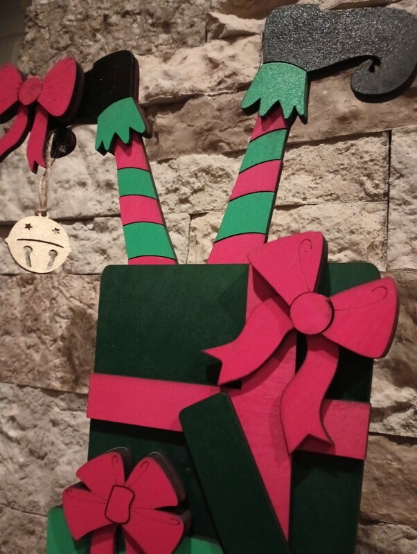 Silly Elf Christmas Standing 10 1/2"x15" 3D Art