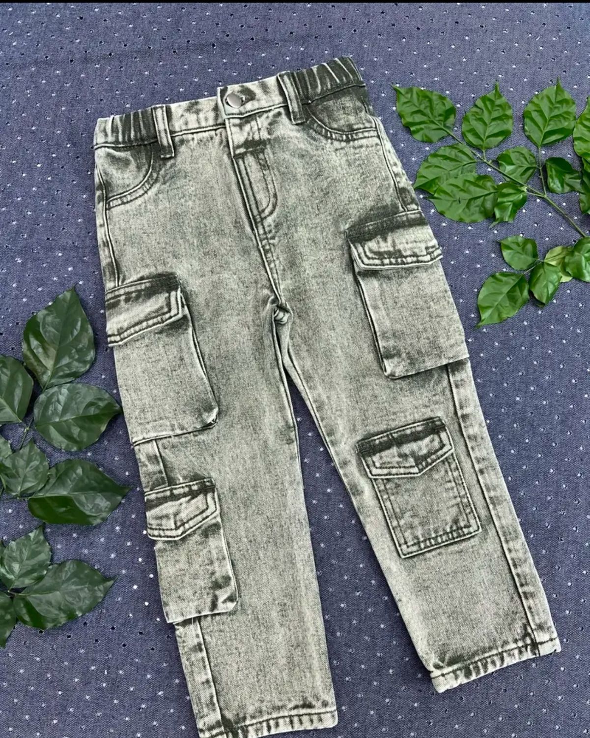 Stylish Little Girls' Cargo Jeans - Olive