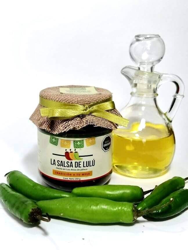 Chicharrón de chile serrano con aceite de oliva
