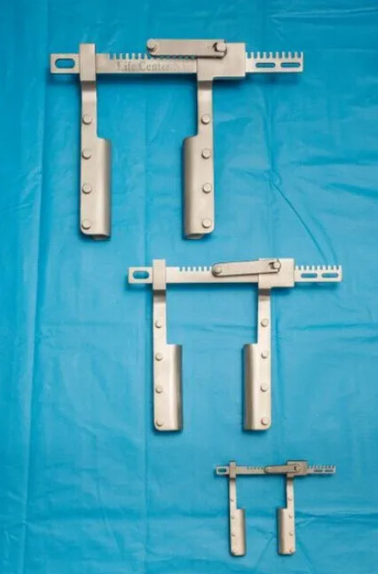 Olson Modified Chest Retractors