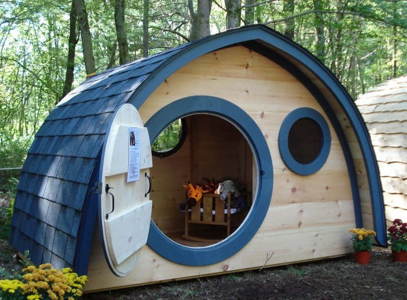 Hobbit Play House