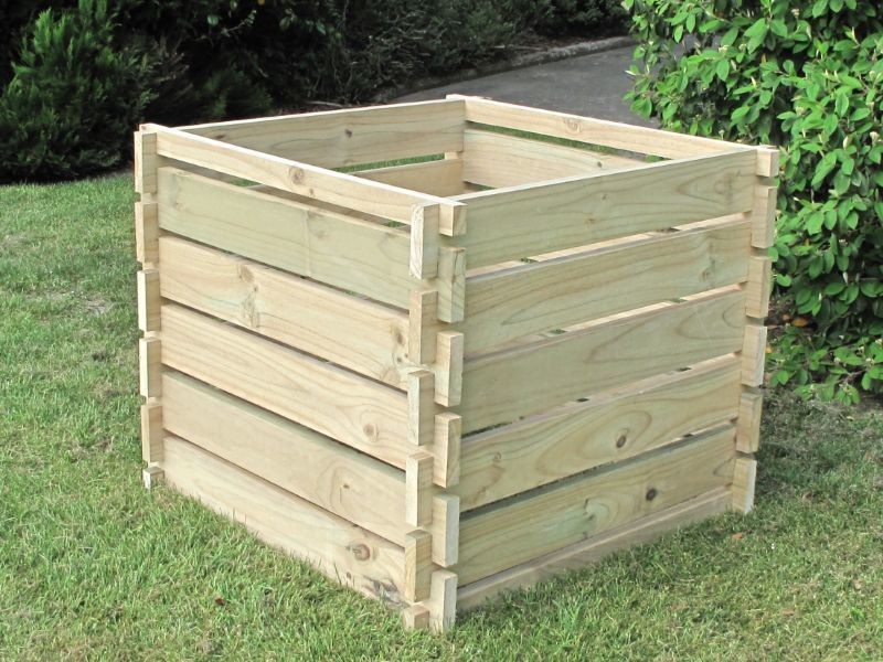 Compost bin