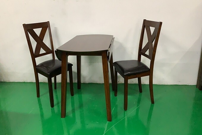 Hammis Dining Table