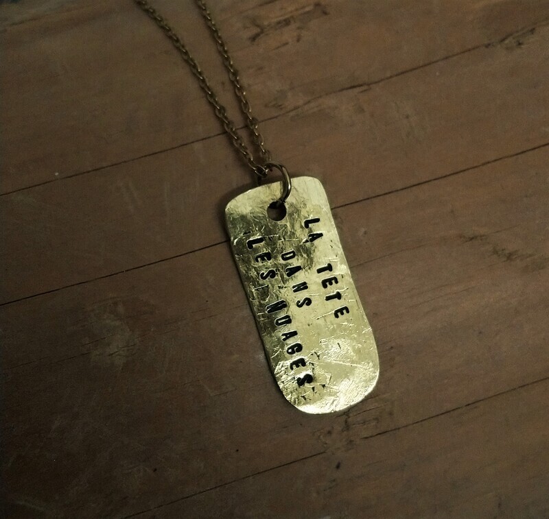 Collier &quot;LA TETE DANS LES NUAGES&quot;