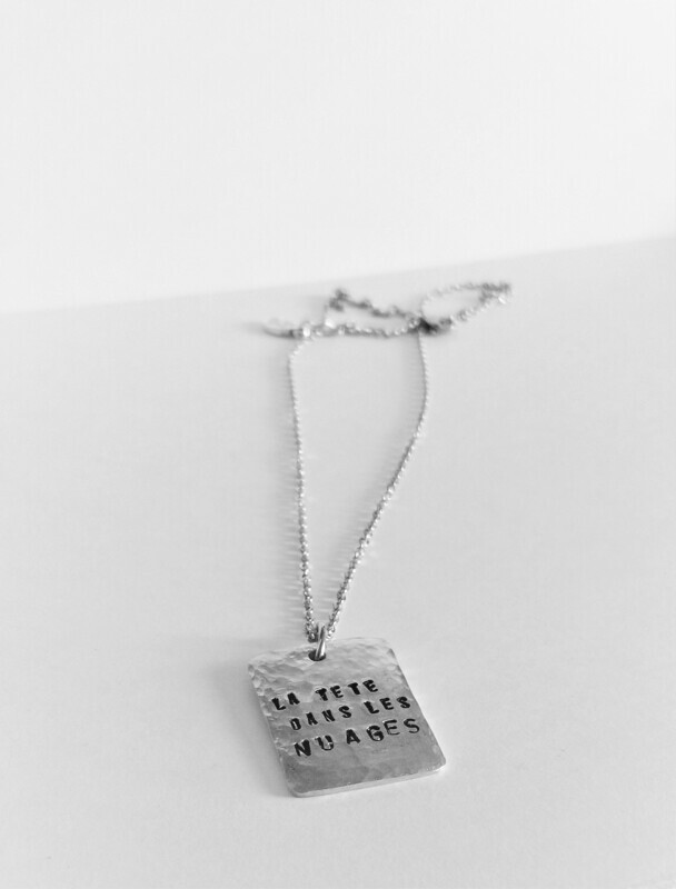 Collier &quot;LA TETE DANS LES NUAGES&quot;