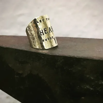 Bague &quot;LET YOUR HEART GUIDE YOU&quot;