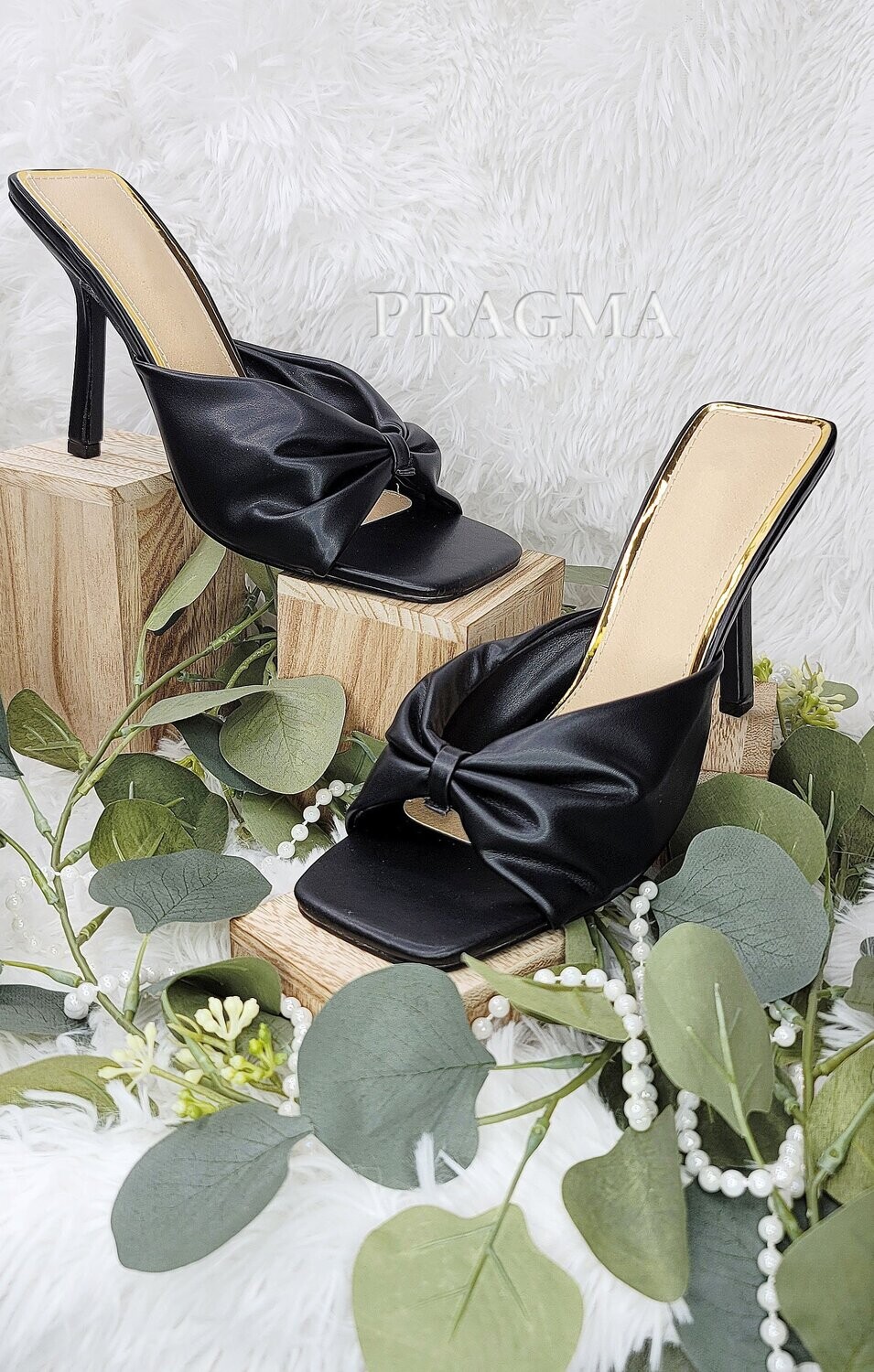 CINDERELLA-BLACK