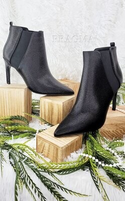 BOOTIES