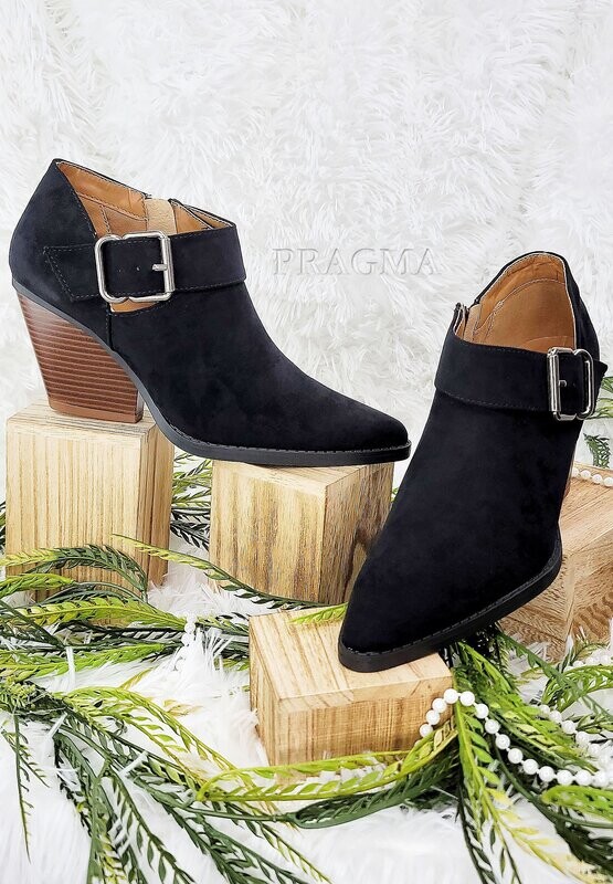 BROOKE-BLACK