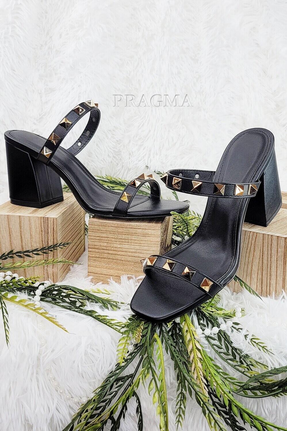 NERIDA BLACK PU