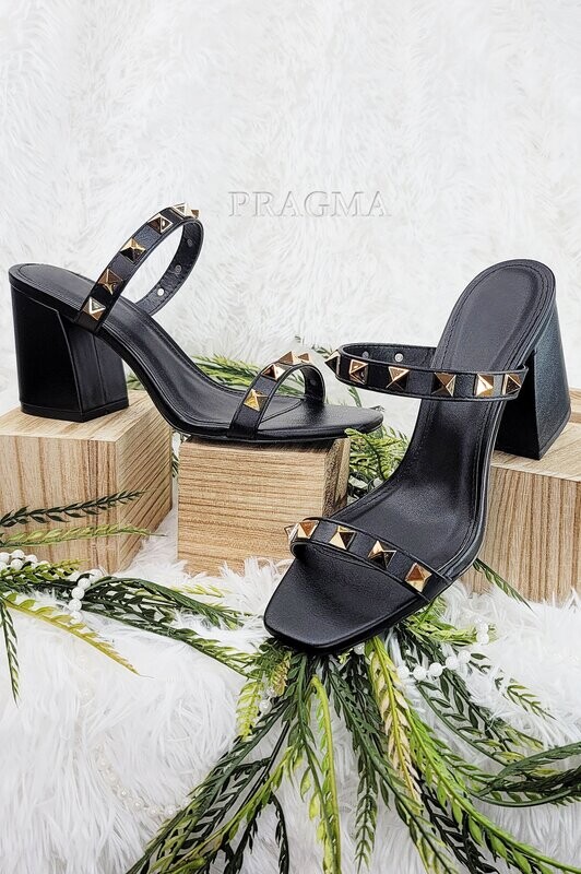 NERIDA BLACK PU