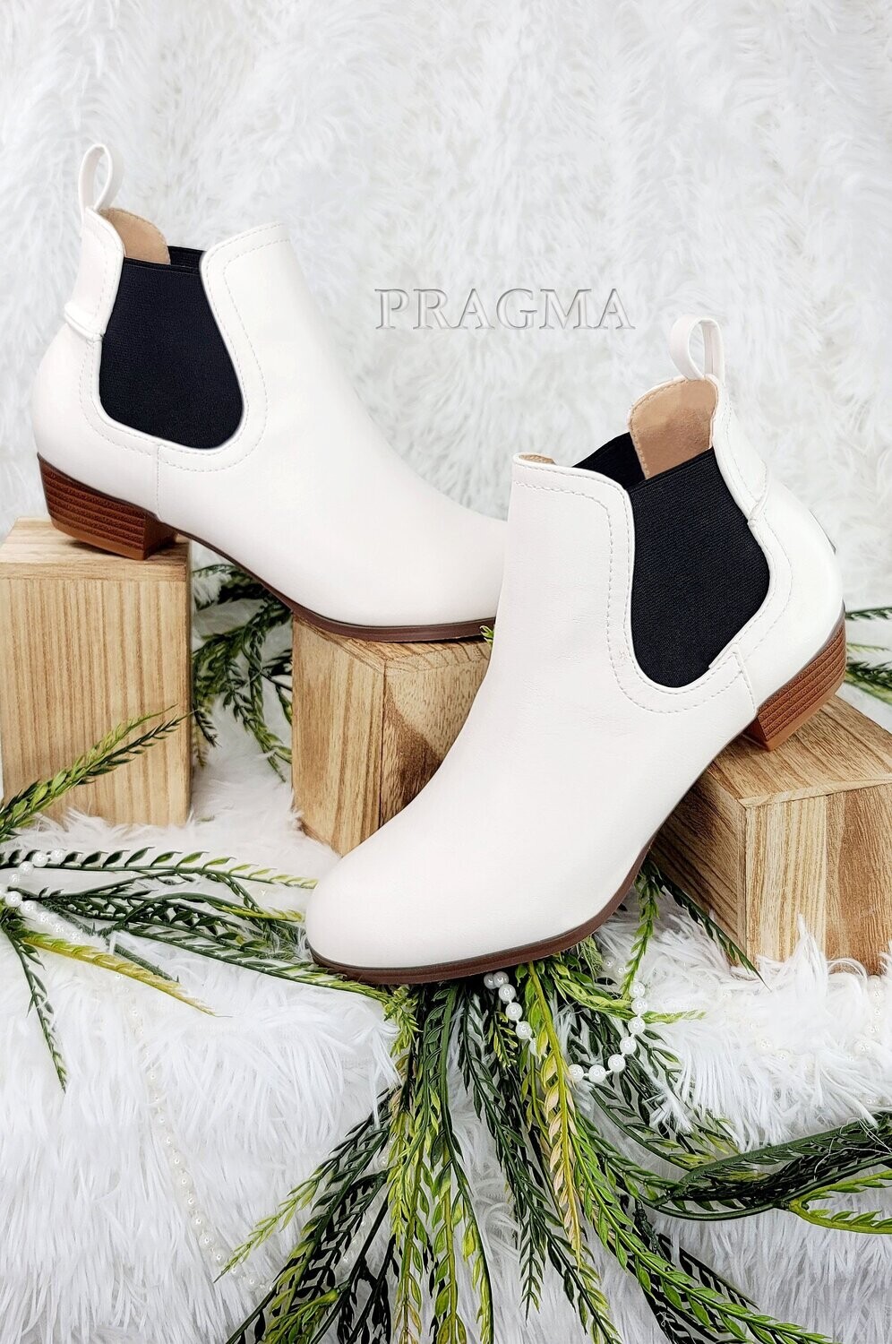 JUNNALI WHITE PU