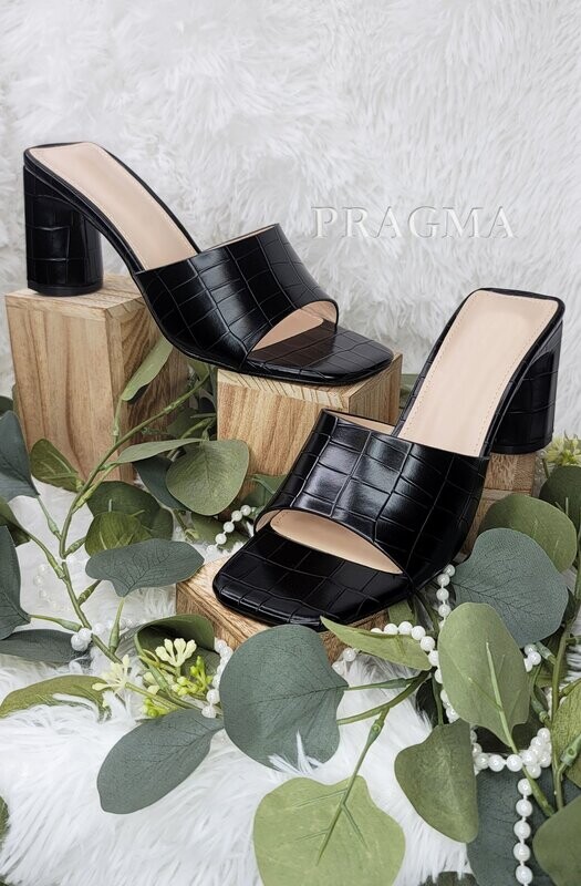 DAYANA-BLACK