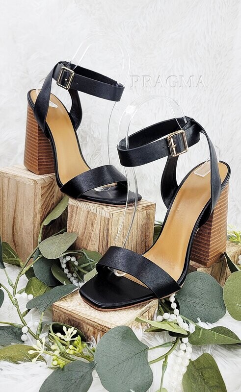 AURELIA-BLACK