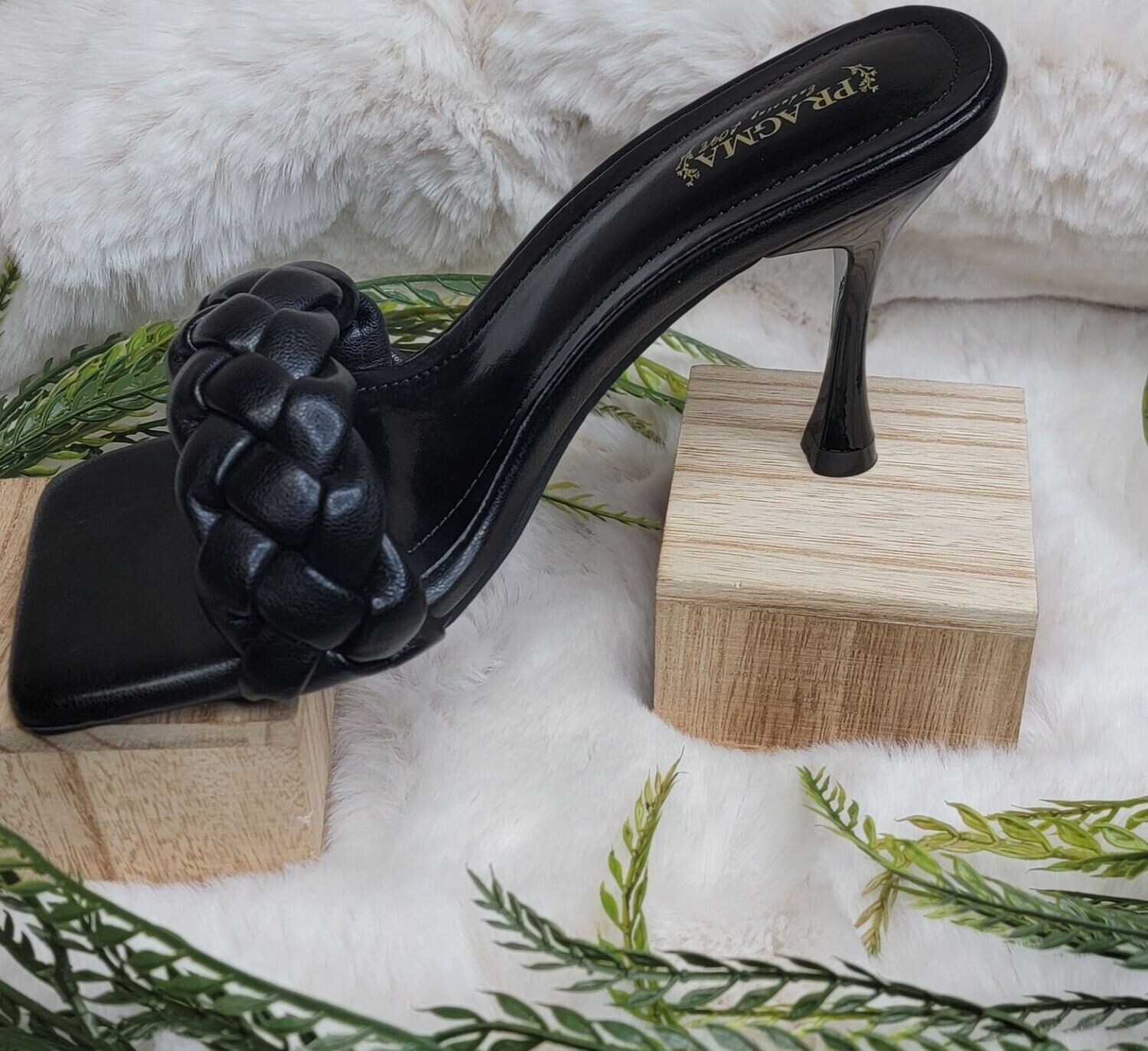 JACKY BLACK JACKY BLACK