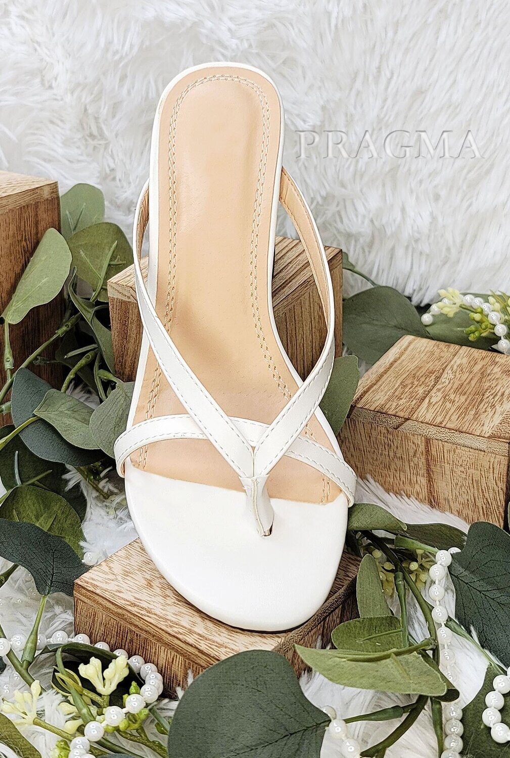 MELODY-WHITE MELODY-WHITE
