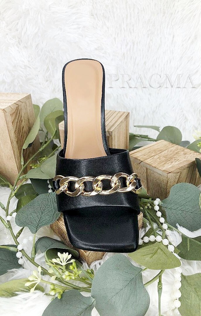 AMARA-BLACK AMARA-BLACK