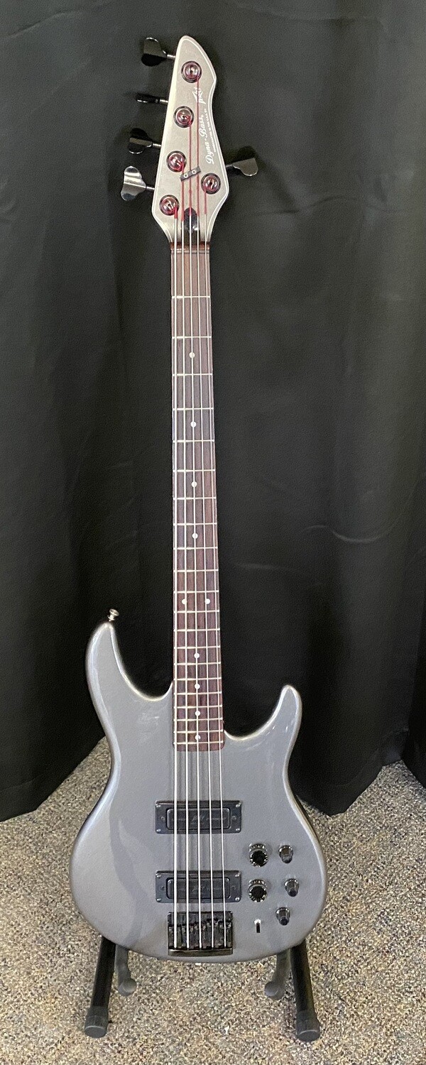 1989 Peavey Dyna 5 String Bass